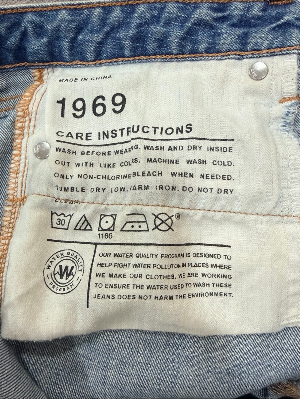 GAP 1969 Real Straight Distressed Raw Hem Jeans 27R - Picture 10 of 10